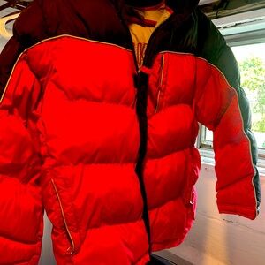 Nike boys winter coat like new size Large 14-16 asking $40